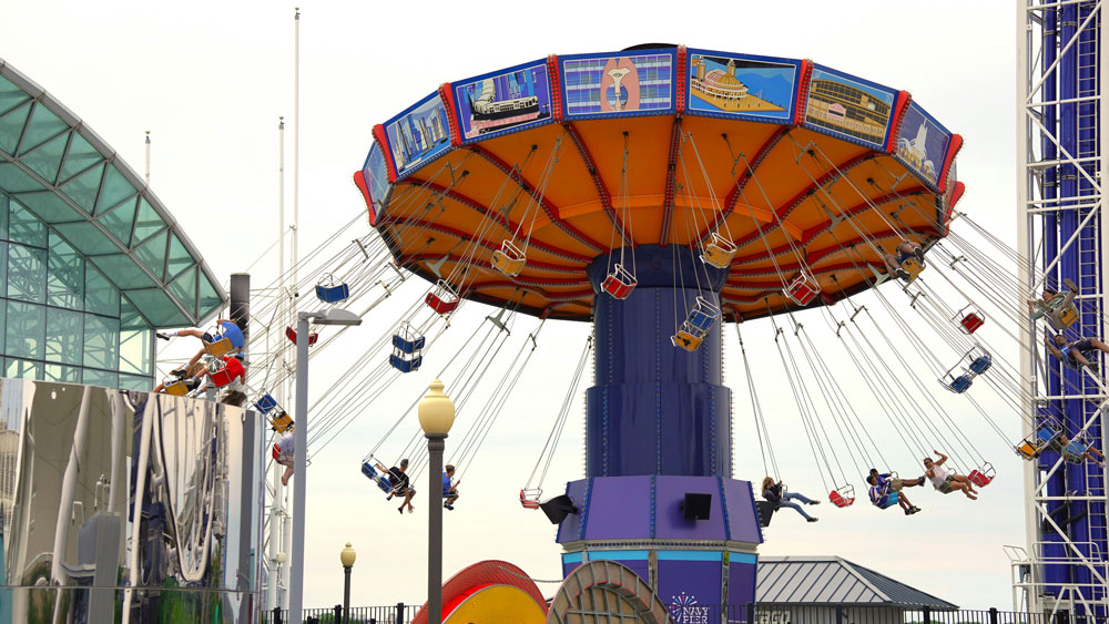 Navy Pier, East Grand Avenue, Chicago, IL, USA